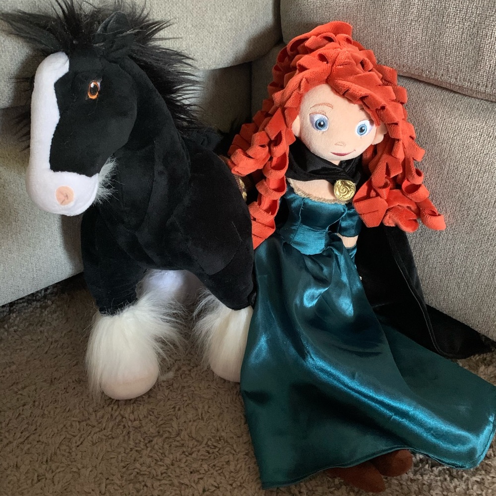 Disney princess Merida doll and horse.